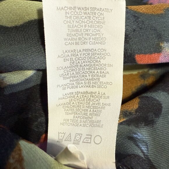 Cabi Sleeveless Flaunt Blouse Sz Medium Surplice Neckline Abstract Print Draped - Picture 11 of 11